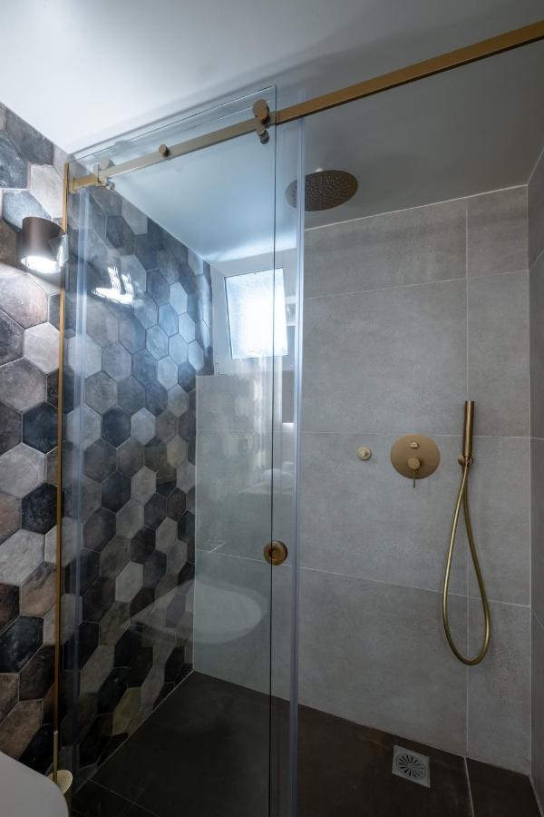 Thiseas Luxury Apartment Atenas Exterior foto