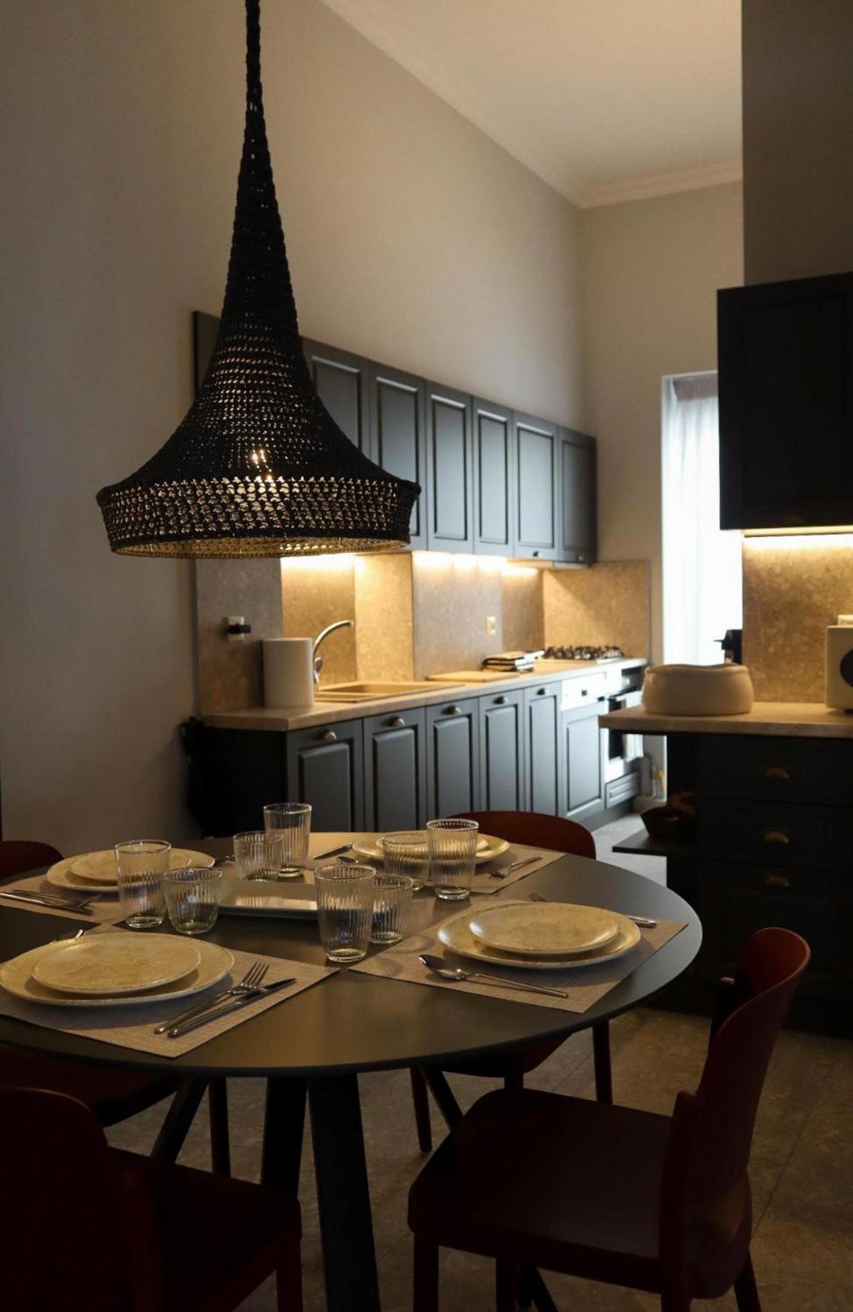 Thiseas Luxury Apartment Atenas Exterior foto